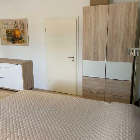 Latinos In Apartment Herzogenaurach Ngoại thất bức ảnh